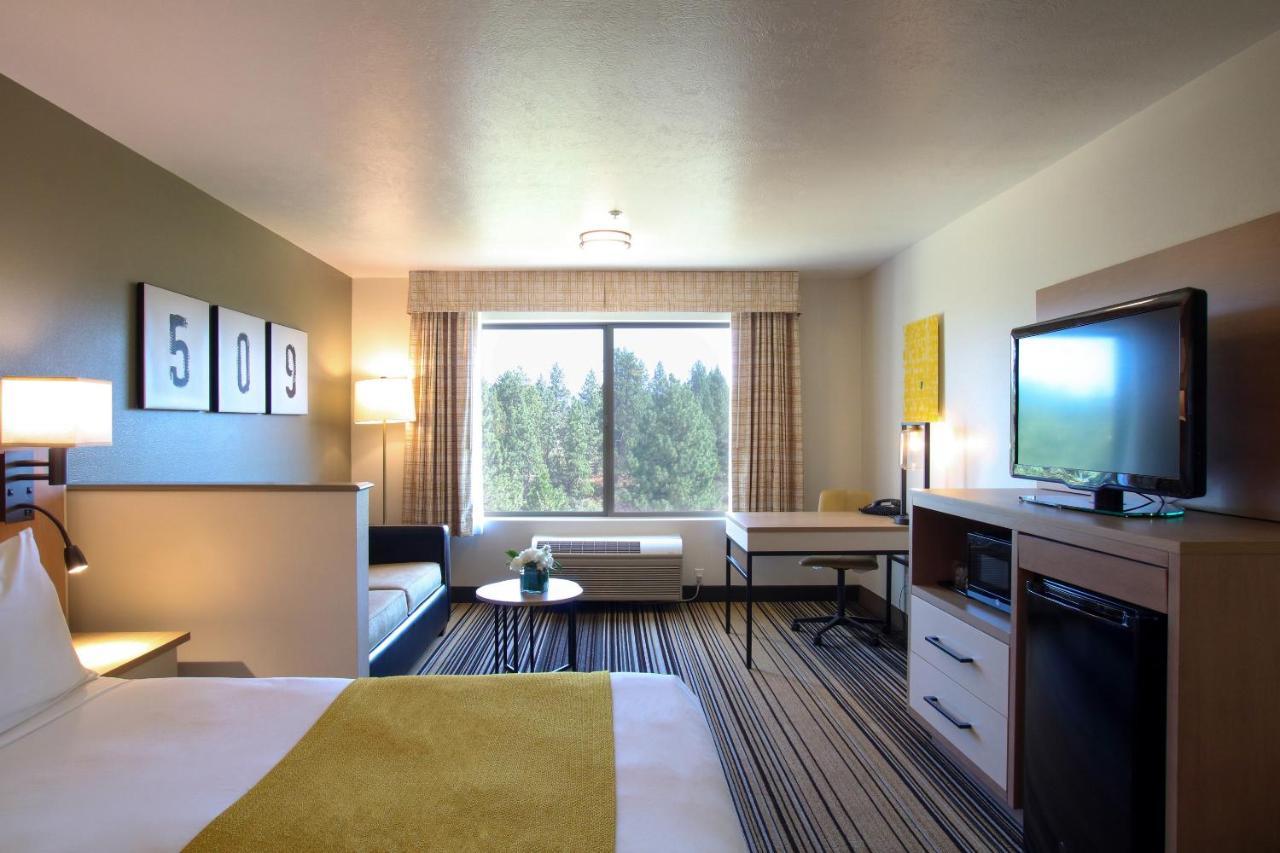 Oxford Suites Спокан-Вэлли Экстерьер фото