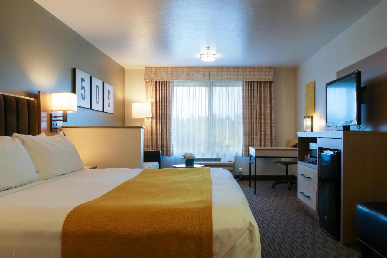 Oxford Suites Спокан-Вэлли Номер фото